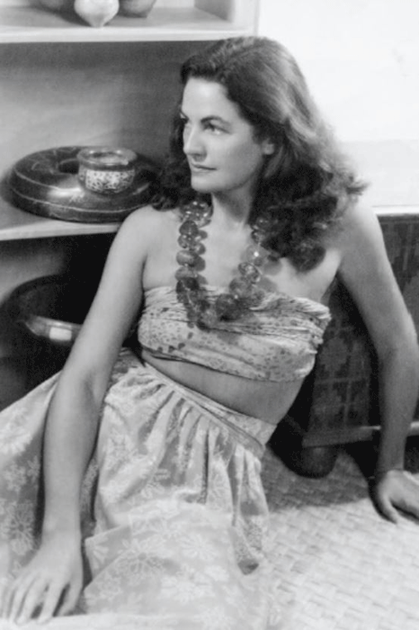 Alice Rahon circa 1940 by Walter Reuter, Private Collection