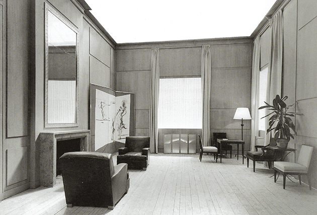 Image: 170673_fig1 Caption: Smoking room for Jorge Born’s villa in Buenos Aires, designed by Jean Michel-Frank, featuring the present model floor lamp, circa 1939.   Credit: Credit to come