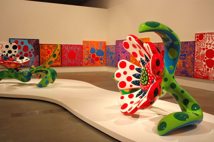 Yayoi Kusama and the Amazing Polka-Dotted, Selfie-Made Journey to